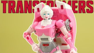 The Best Arcee Figure To Come Out?? | #transformers Thrilling 30/Takara Legends Arcee